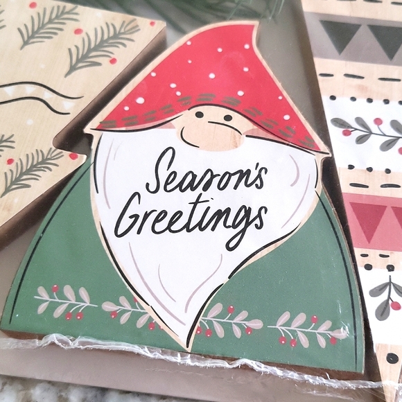 Gnome for the Holidays Christmas Decor - Picture 2 of 7